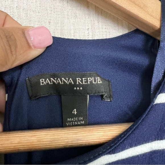 Banana Republic Navy & White Striped Nautical Dress - Size 4 - Picture 5 of 6